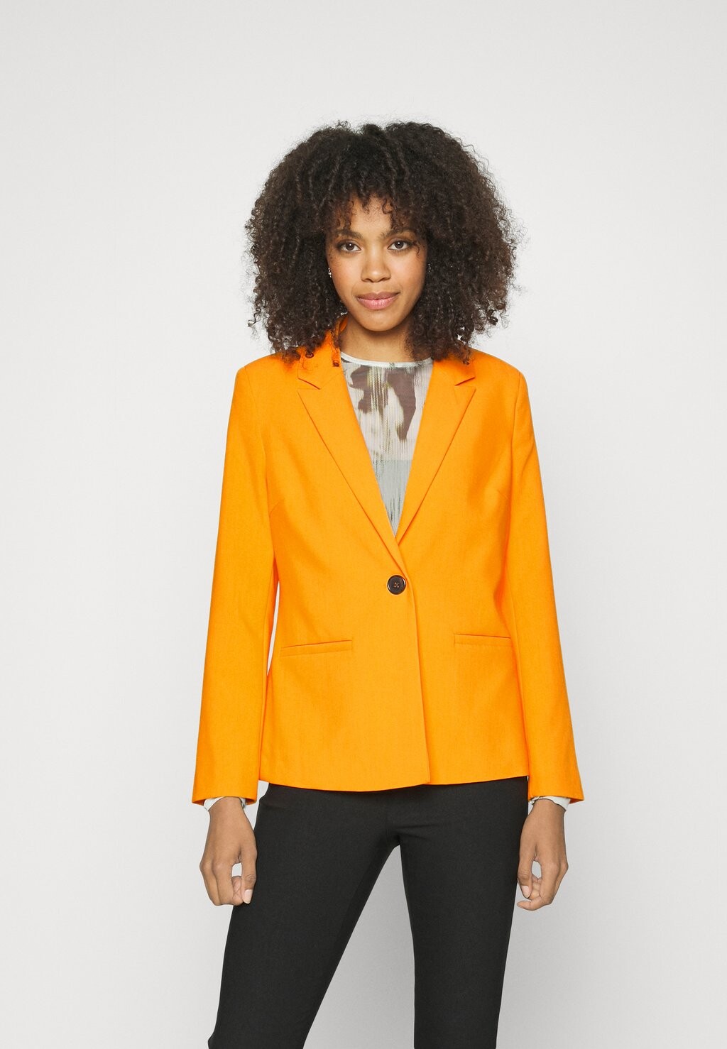 

Блейзер Vero Moda СЭНДИ, цвет orange pepper