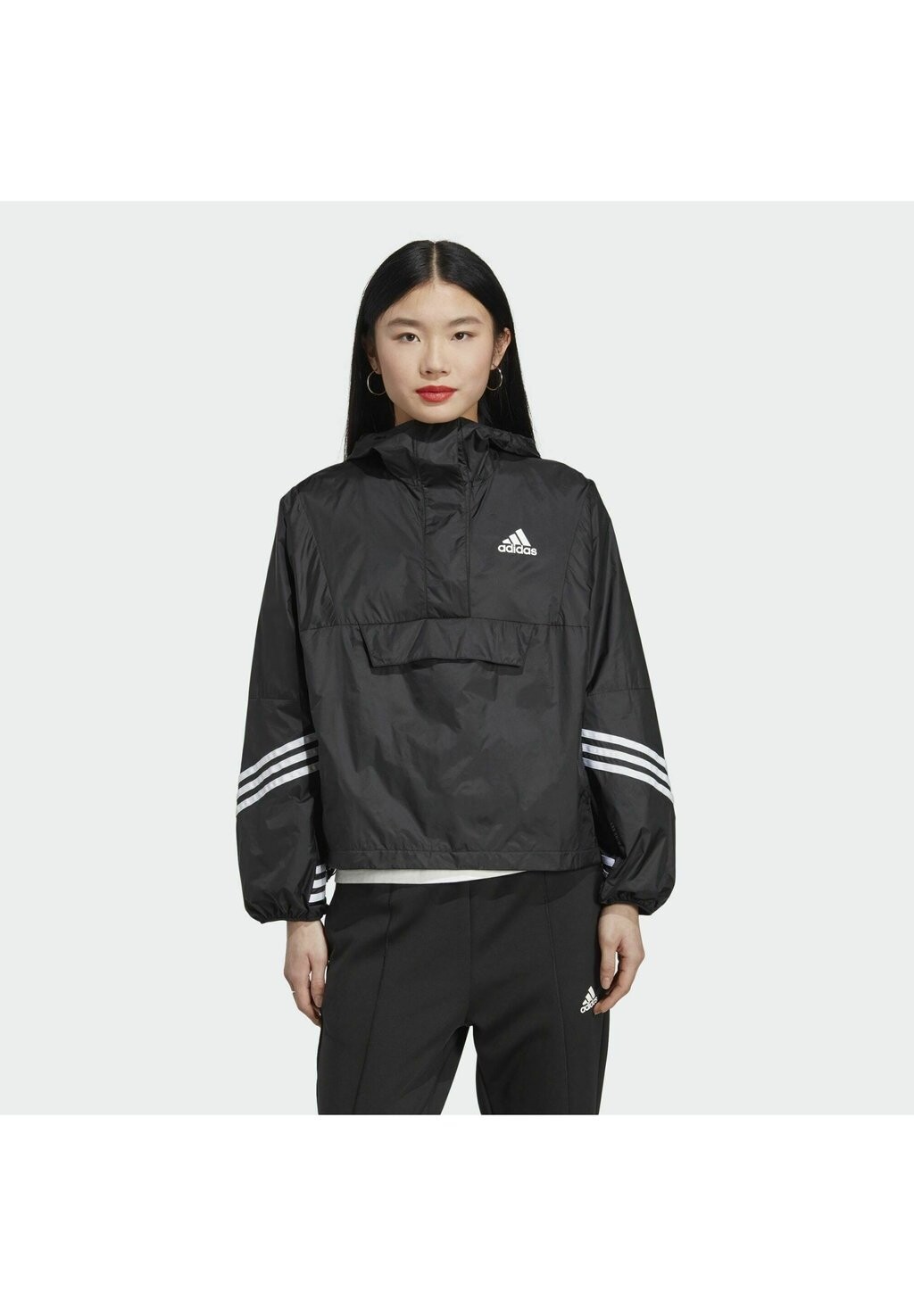 

Ветровка Adidas, черный