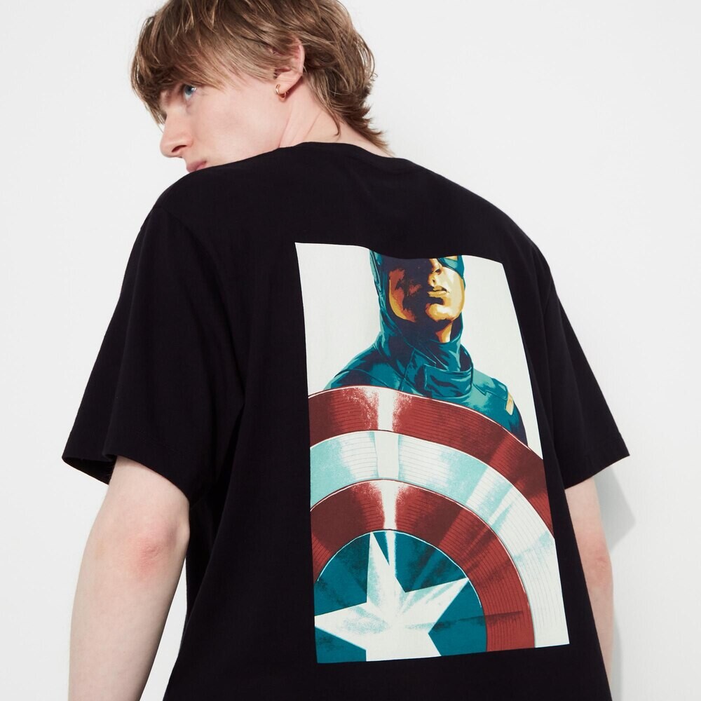 

Футболка Uniqlo MARVEL x MONDO унисекс с принтом и короткими рукавами, черный