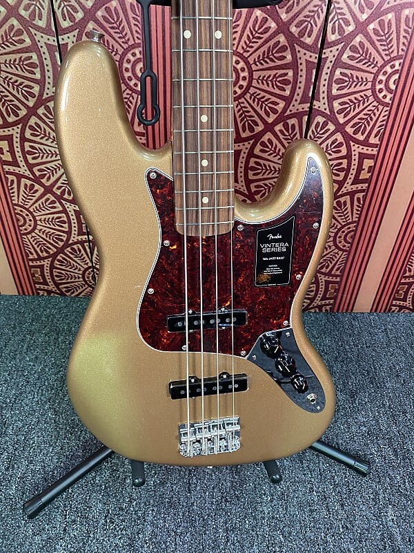 Басс гитара Fender Vintera '60s Jazz Bass with Pau Ferro Fretboard 2019 - Present - Firemist Gold