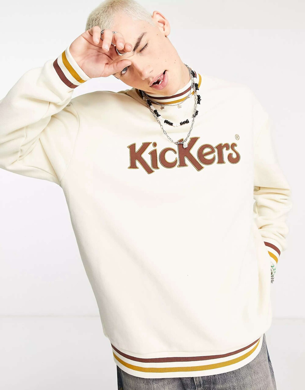 

Белый свитшот с логотипом Kickers