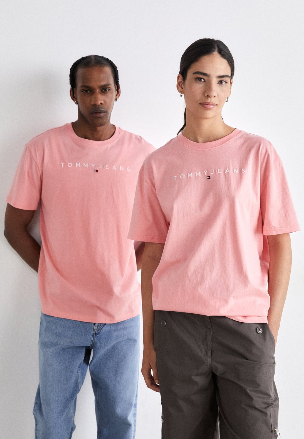 Базовая футболка Linear Logo Tee Unisex Tommy Jeans, цвет tickled pink