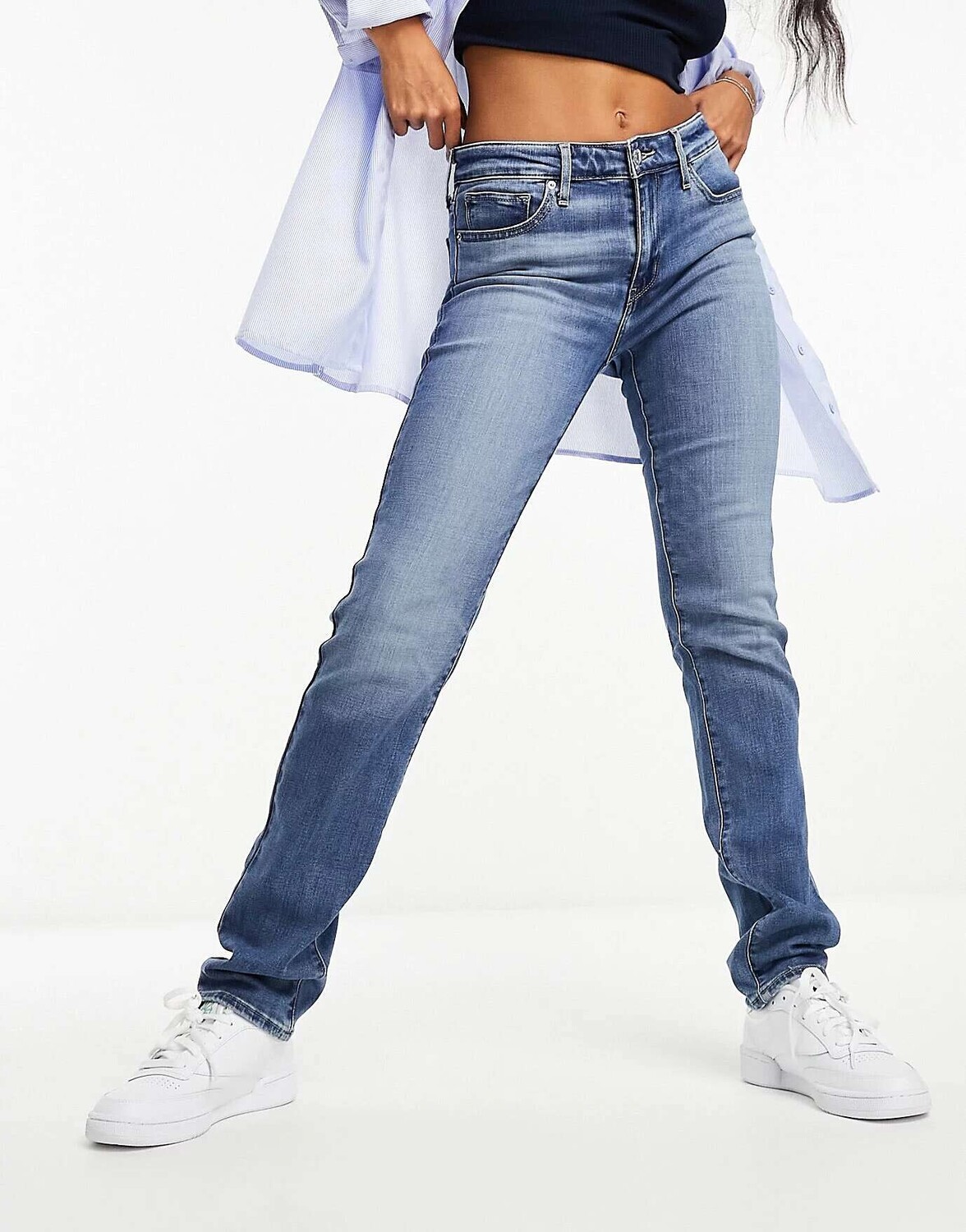 

Узкие джинсы Levi's 712 темно-синего цвета