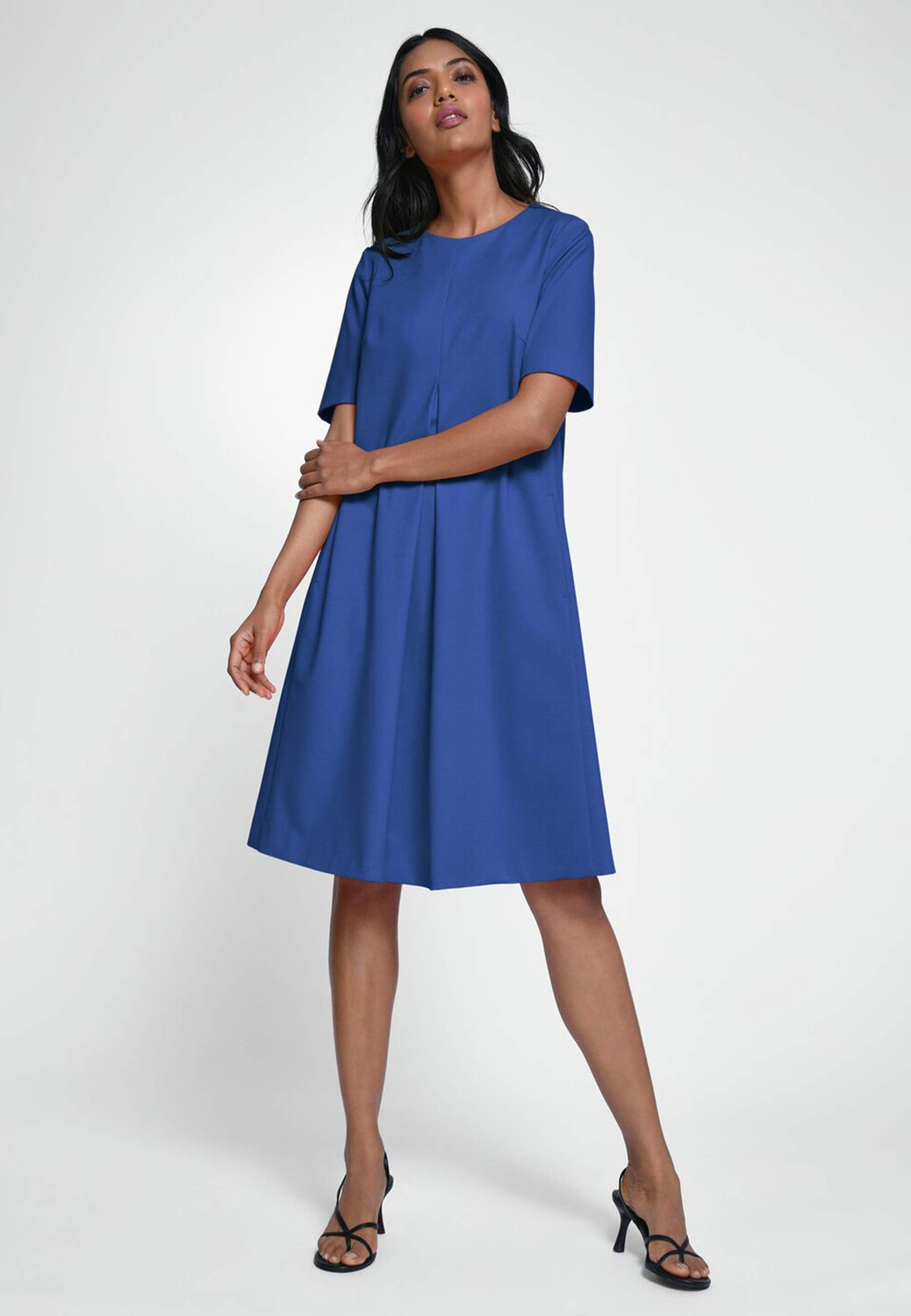 

Платье St.Emile Jersey Viscose, цвет koenigsblau
