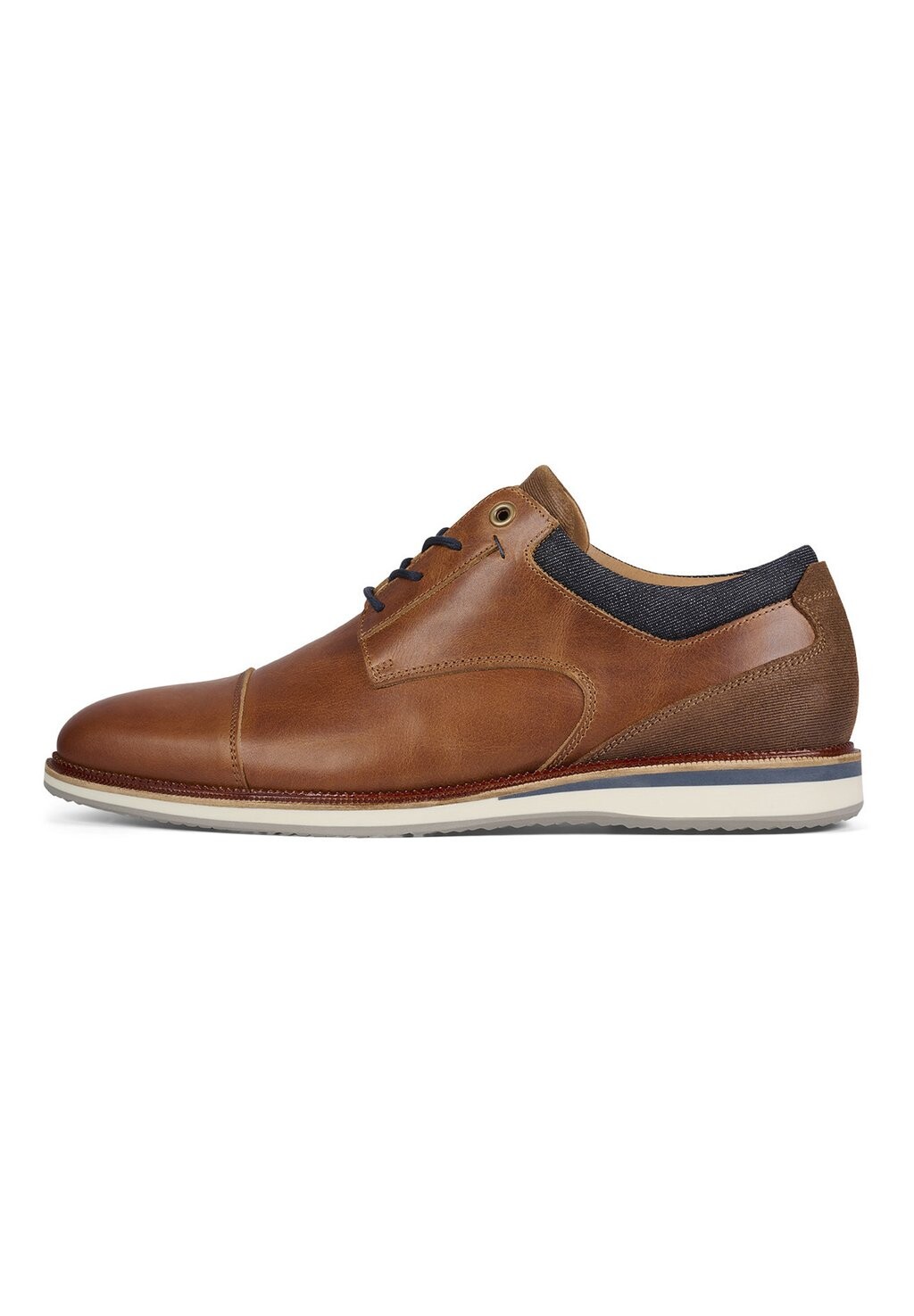 

Спортивные туфли на шнуровке Bullboxer, цвет cognac navy