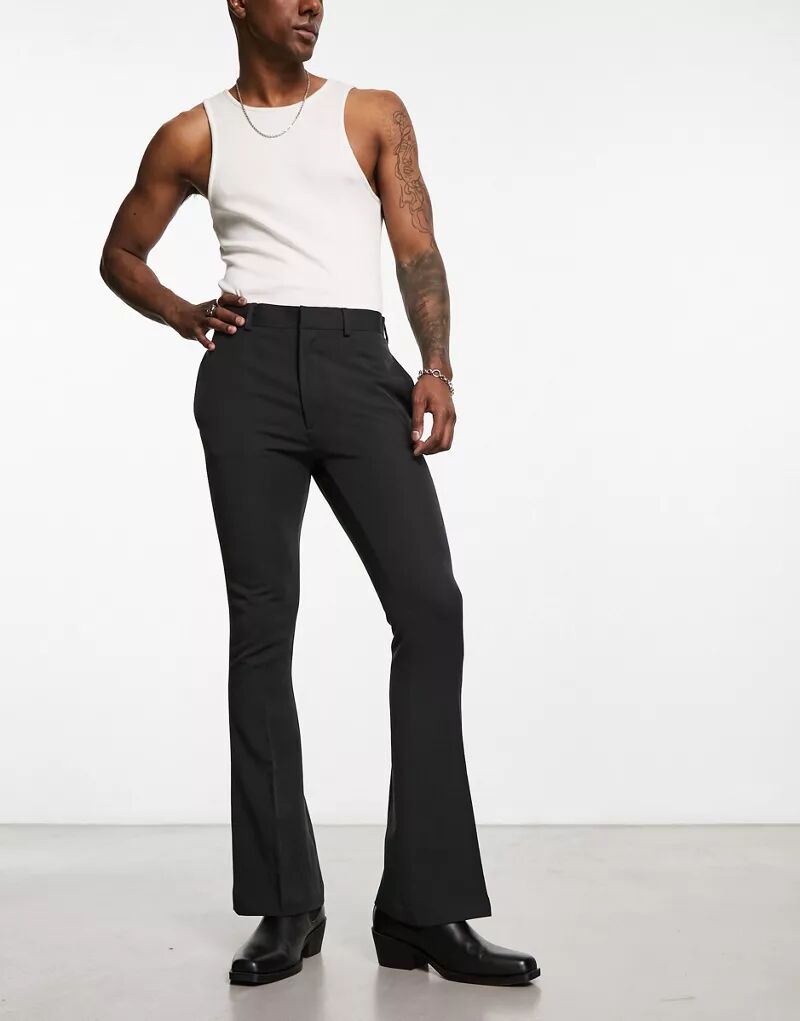 Элегантные черные расклешенные брюки узкого кроя ASOS