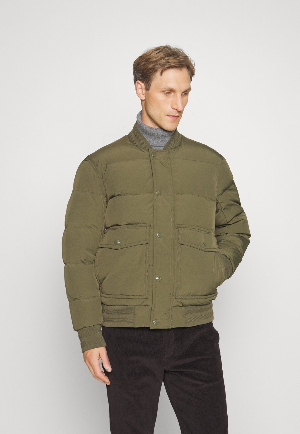 

Куртка Tommy Hilfiger ROCKIE, цвет army green