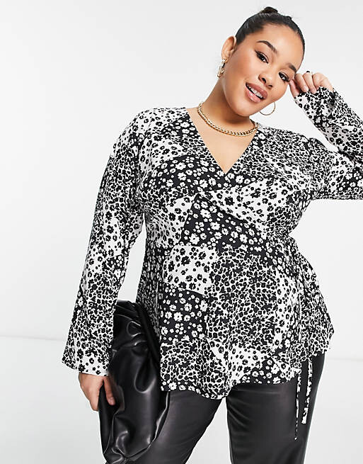 

Топ с длинными рукавами и баской New Look Curve с цветочным узором черного цвета