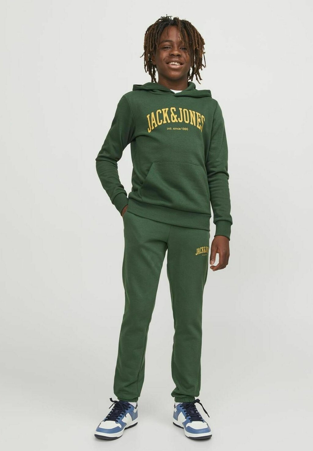 

Брюки спортивные Jack & Jones Junior, цвет dark green