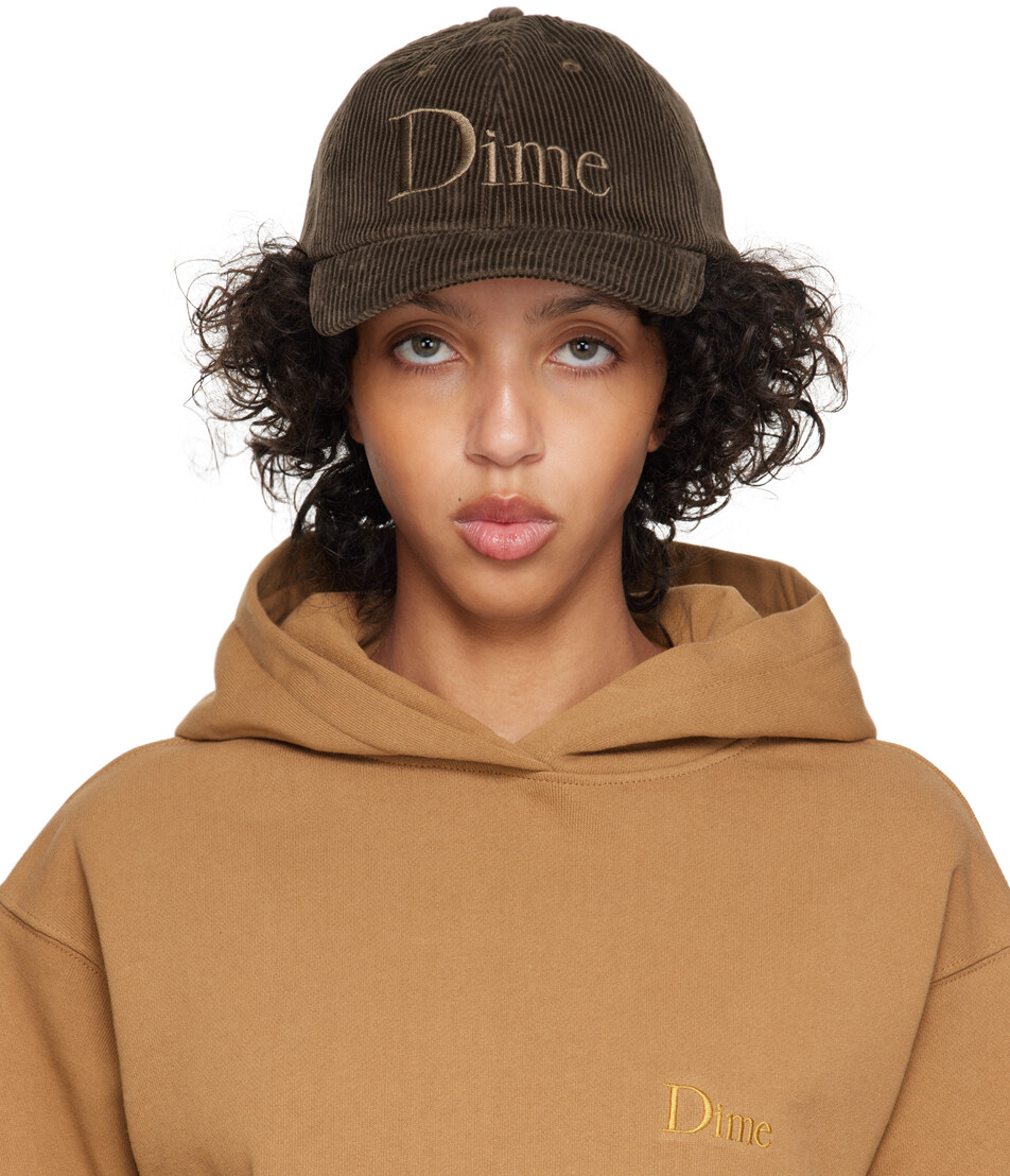 

Коричневая кепка с логотипом Dime