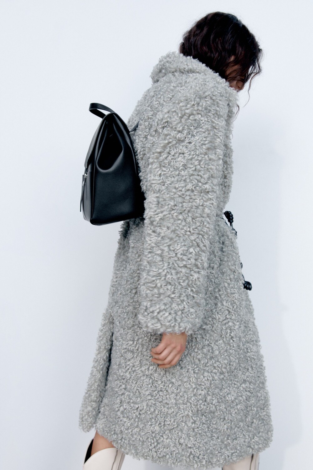 

Рюкзак с клапаном Zara, черный
