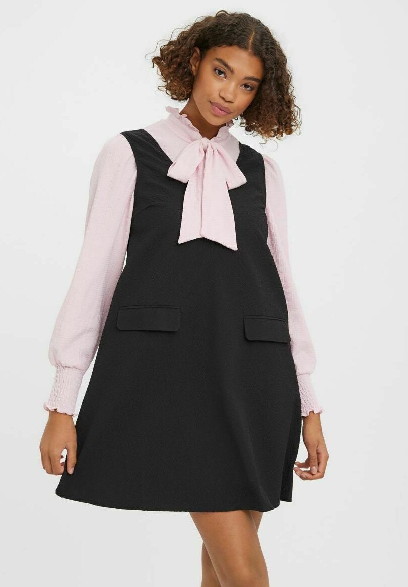 

Летнее платье Vero Moda, черный