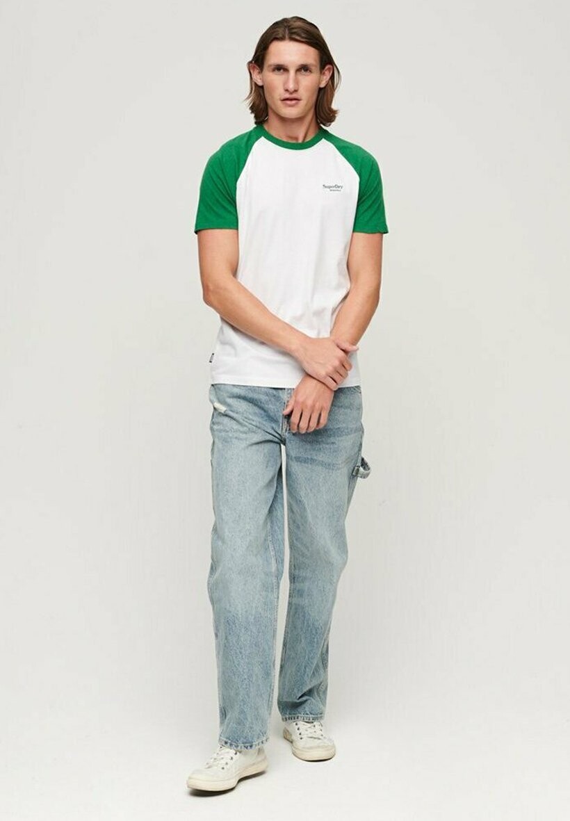 

Футболка с принтом ESSENTIAL BASEBALL Superdry, цвет optic field green marl