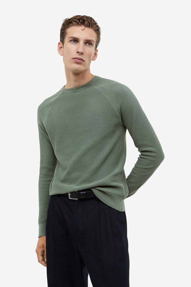 

Свитер с мускулистым кроем H&M