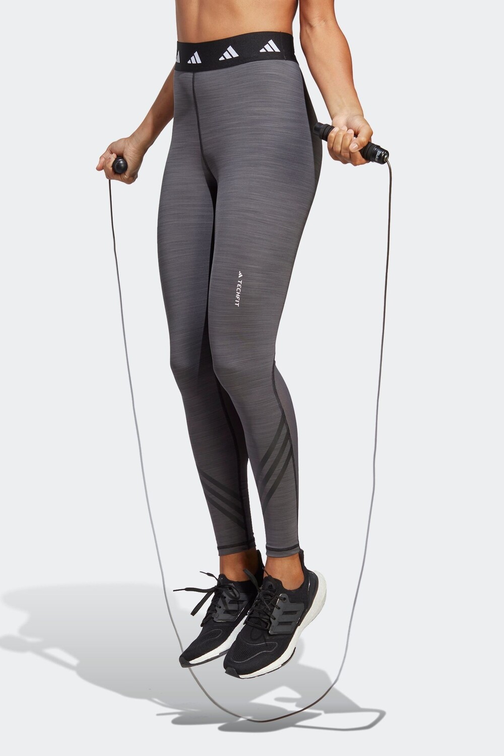 

Леггинсы Performance Training Techfit с 3 полосками adidas, серый