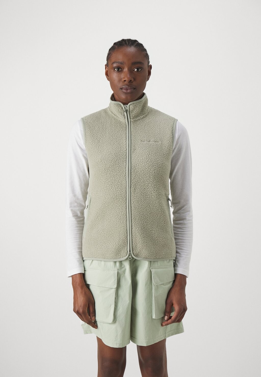 

Жилет PILE VEST Peak Performance, цвет limit green