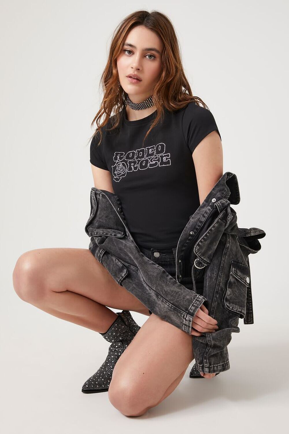 

Детская футболка Rodeo Rose с вырезом в виде цепочки Forever 21, черный