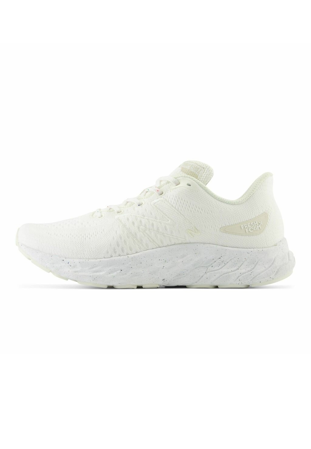 

Нейтральные кроссовки Fresh X Evoz V3 New Balance, цвет sea salt timberwolf