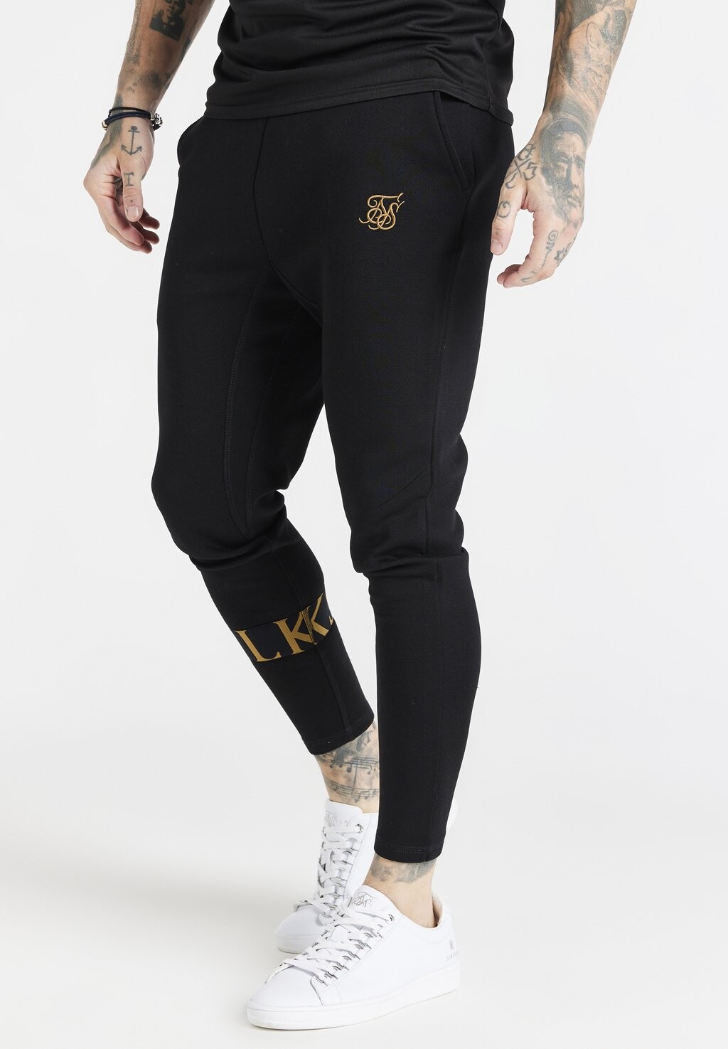 

Брюки спортивные DYNAMIC SIKSILK, цвет black/gold