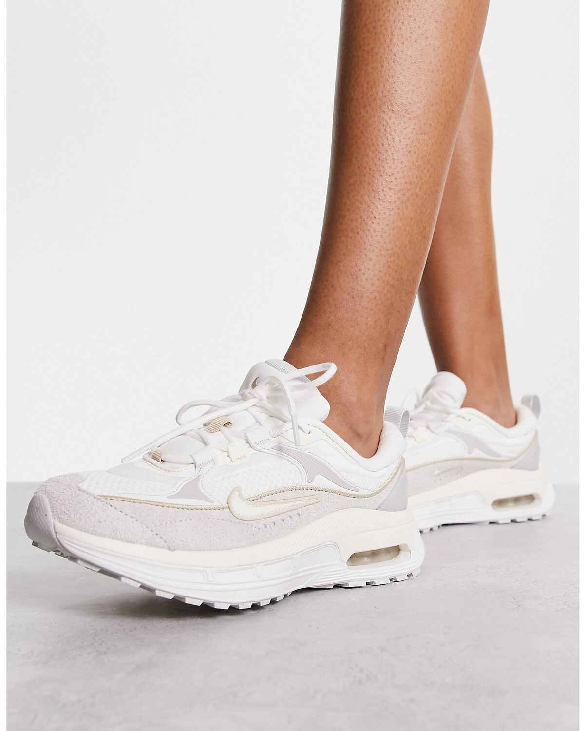 

Кроссовки Nike Air Max Bliss белого цвета с фотонной пылью, Белый