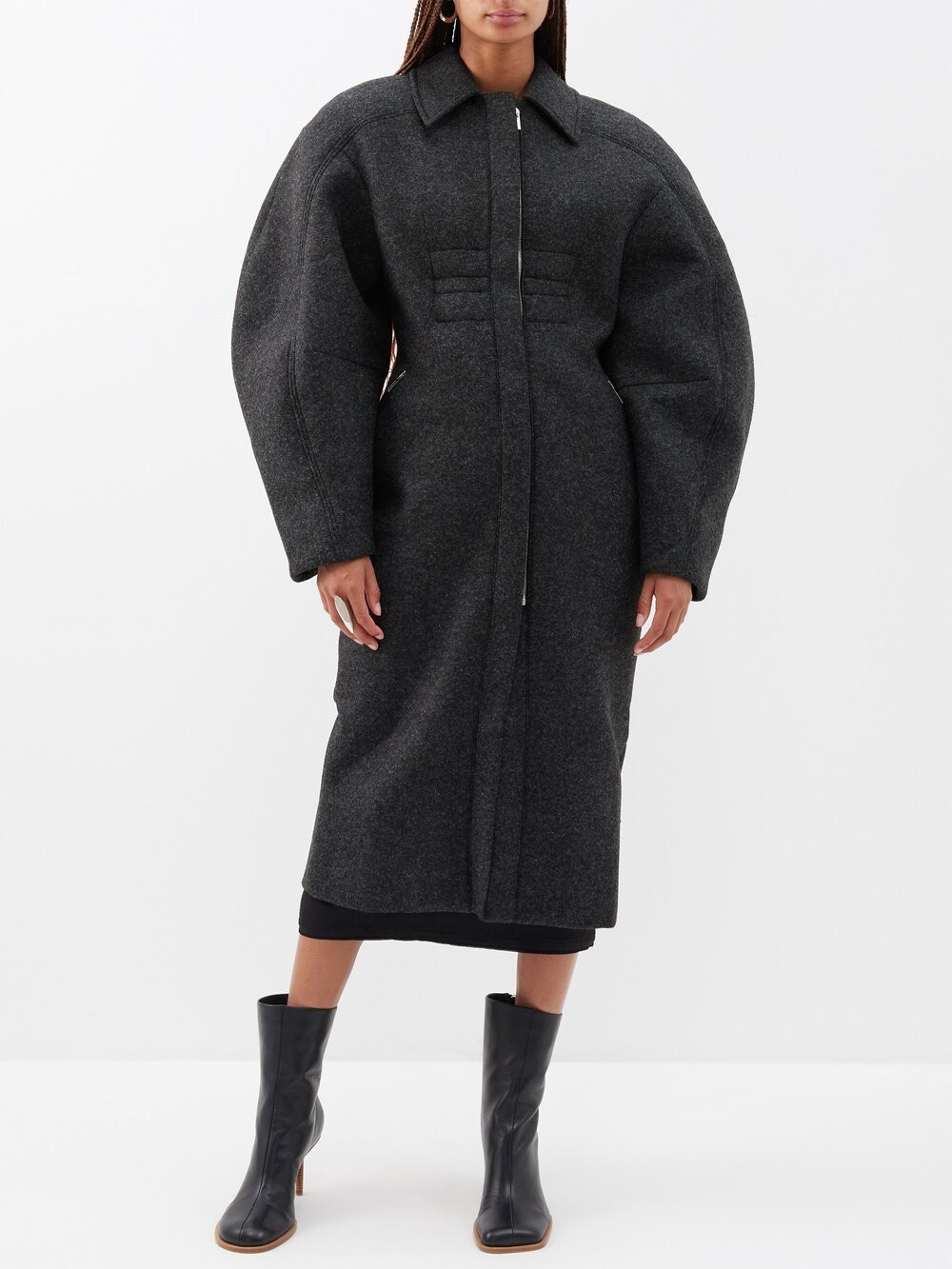 

Пальто с изогнутыми рукавами реглан и круассаном Jacquemus, серый