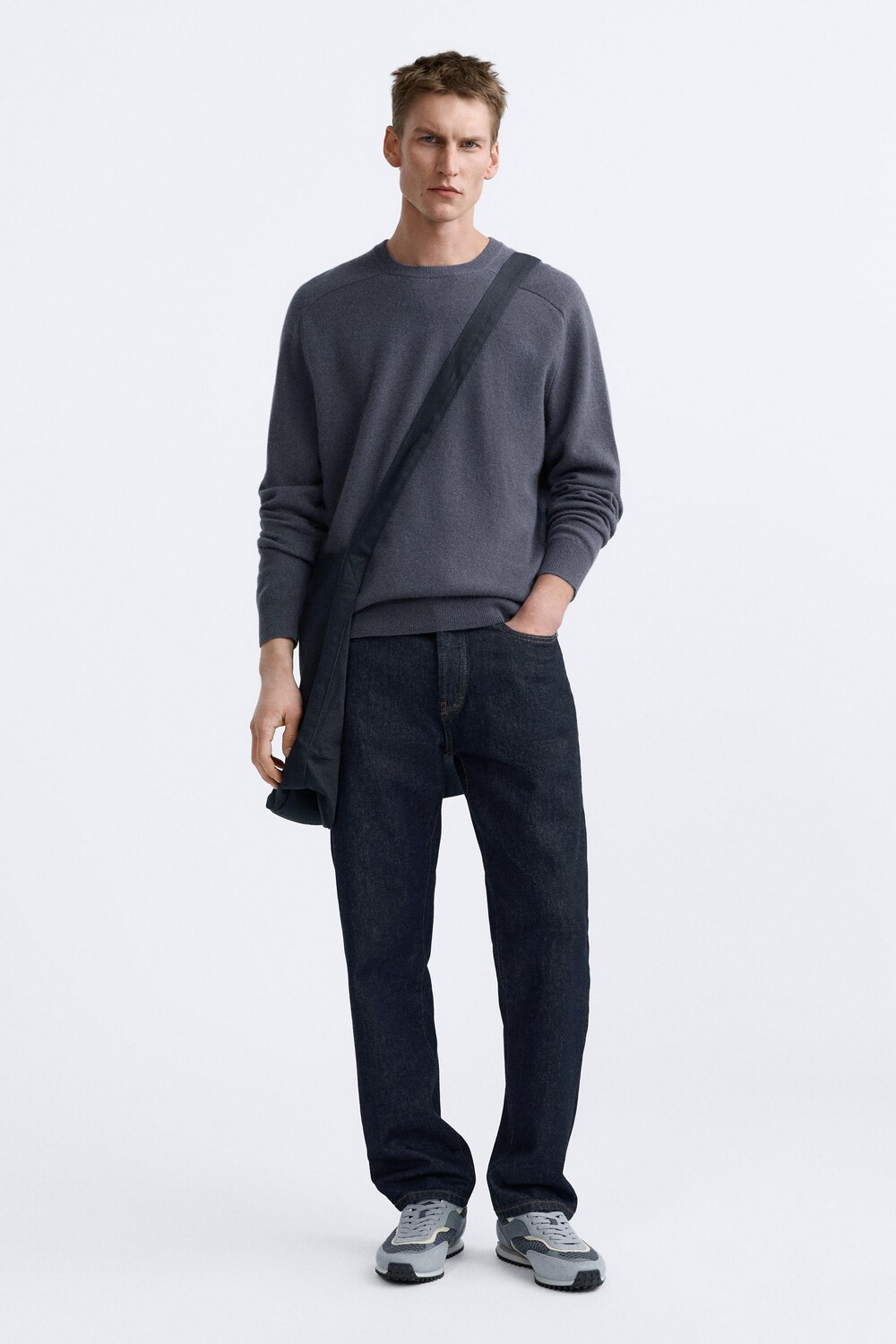 

Кроссовки с сеткой ретро ZARA, синий