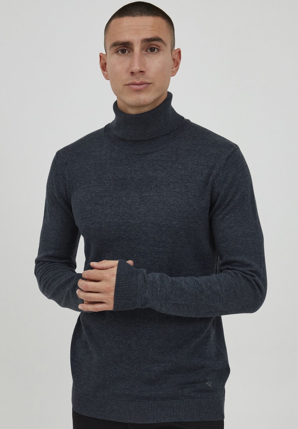 

Свитер 11 Project, синий