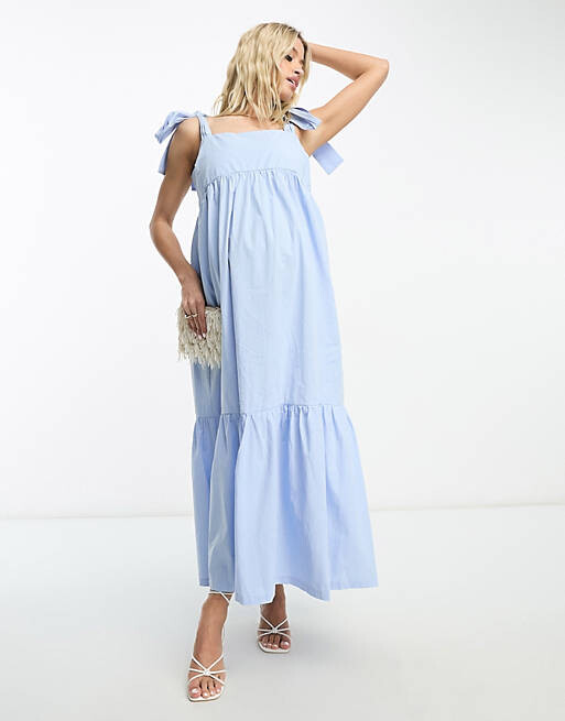 

Ярусное платье миди с завязками Frolic Maternity из синего поплина.