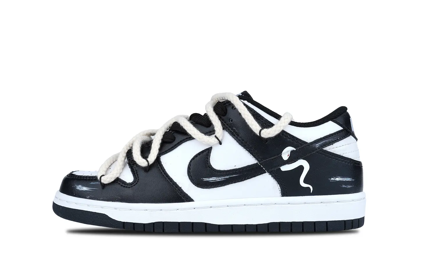 

Кроссовки Nike Dunk, черный/белый