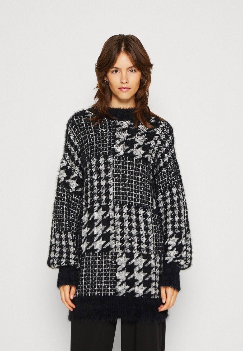 

Свитшот Object OBJSANNIA HIGHNECK, цвет black/white