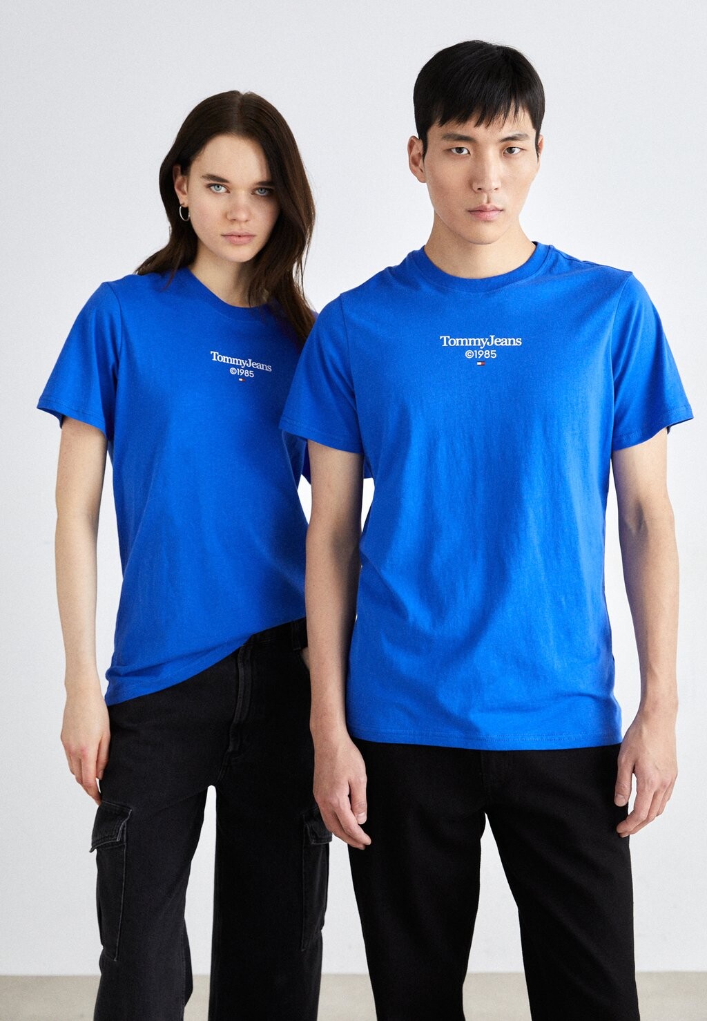 

Базовая футболка Entry Tee Unisex Tommy Jeans, цвет persian blue