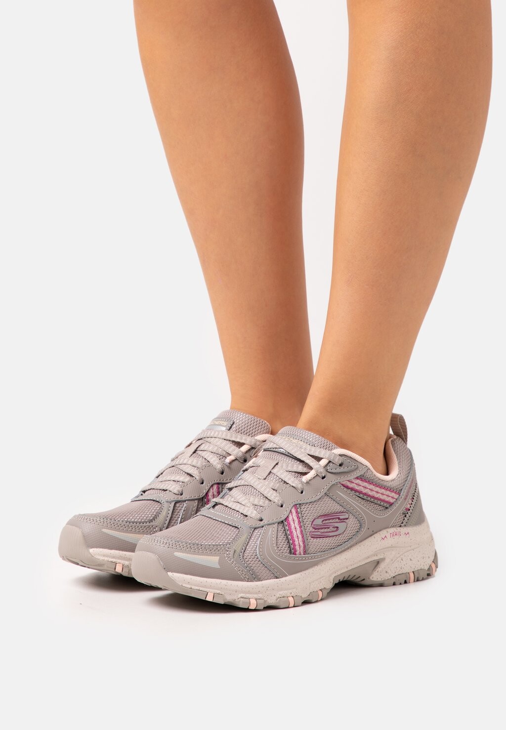 

Кроссовки Skechers HILLCREST, цвет natural/purple