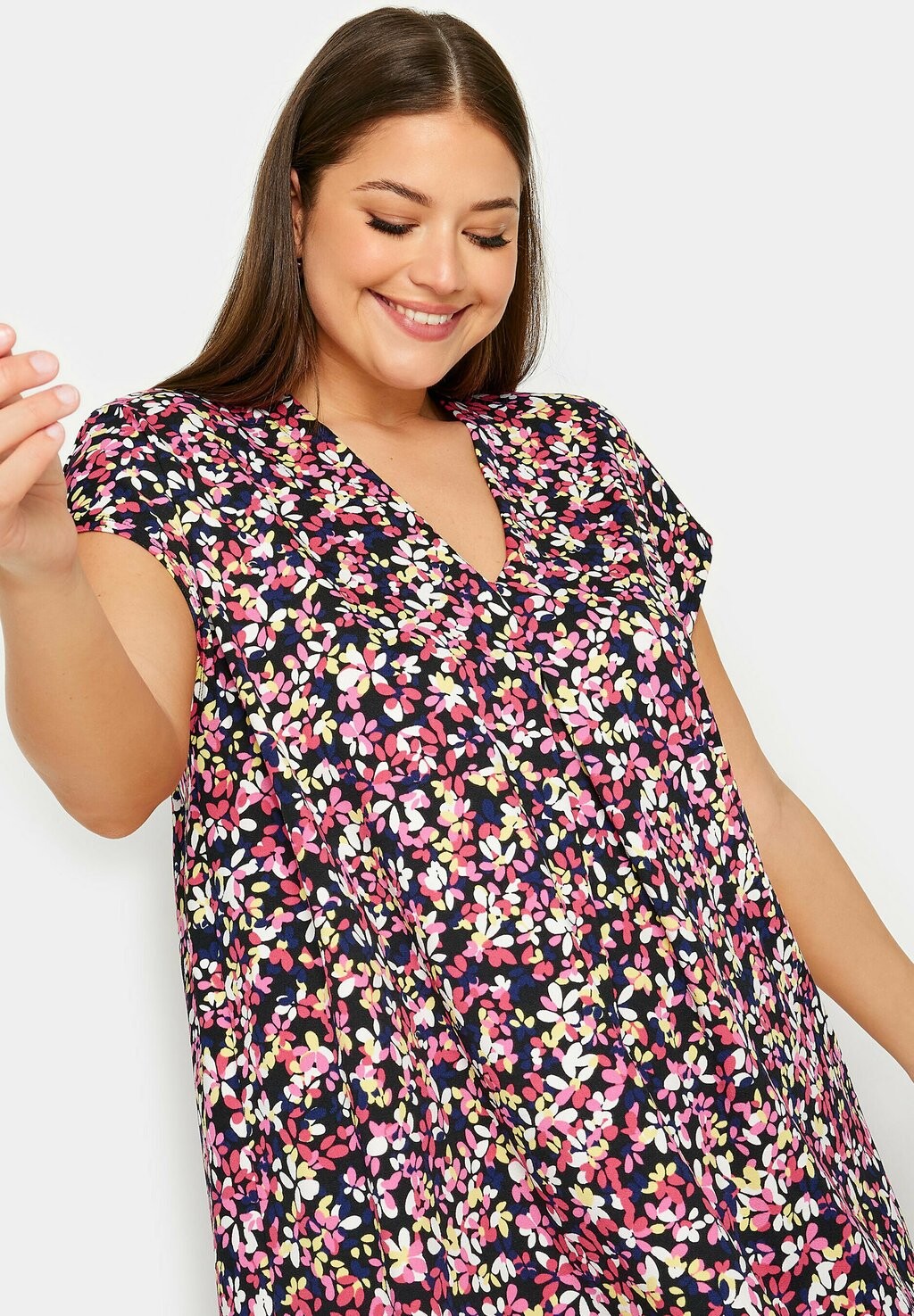 

Блуза FLORAL Yours Clothing, фуксия