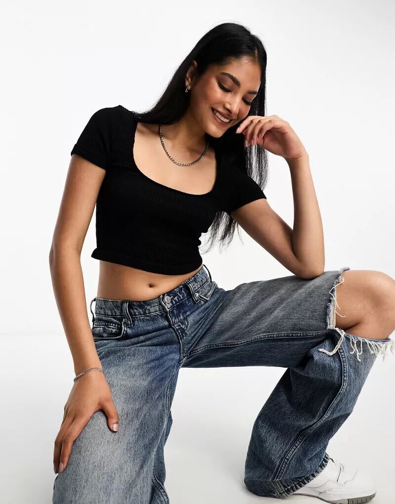

Черная бесшовная футболка PacSun Dandelion