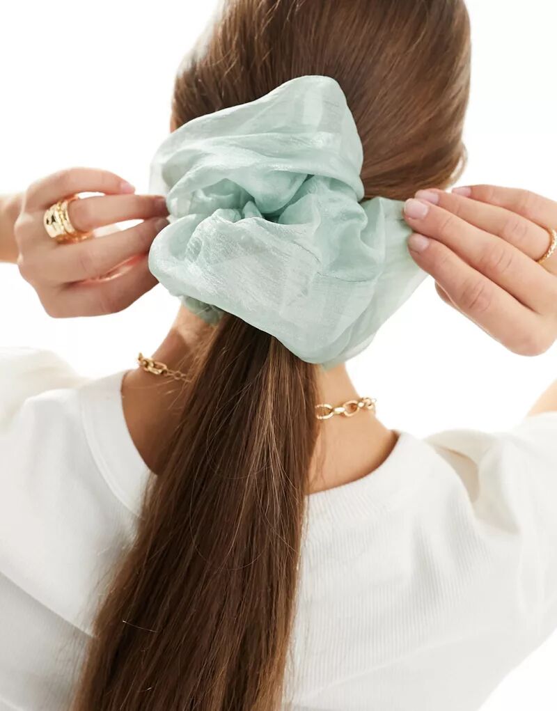 Зеленая резинка для волос с органзой ASOS