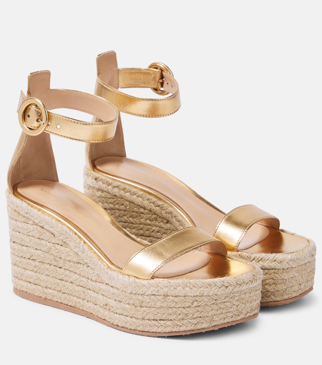 

Босоножки на танкетке на платформе 90 Gianvito Rossi, золотой