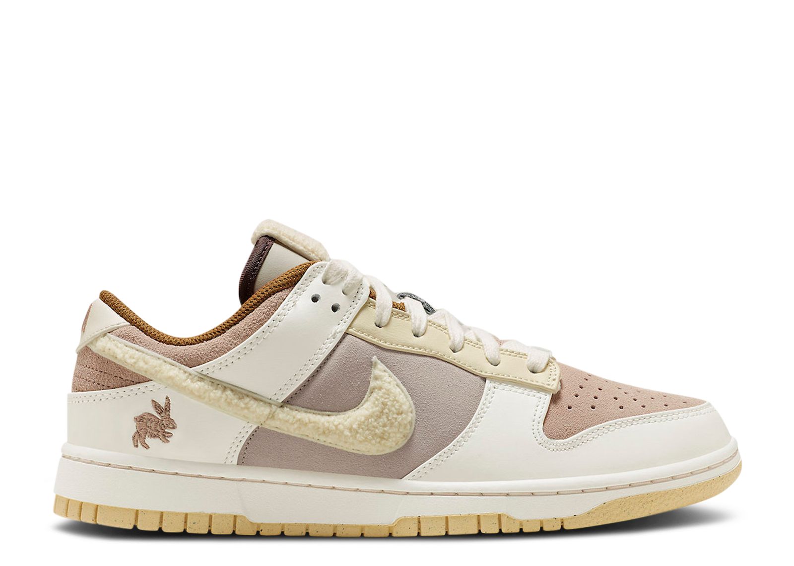 

Кроссовки Nike Dunk Low 'Year Of The Rabbit - Fossil Stone', коричневый