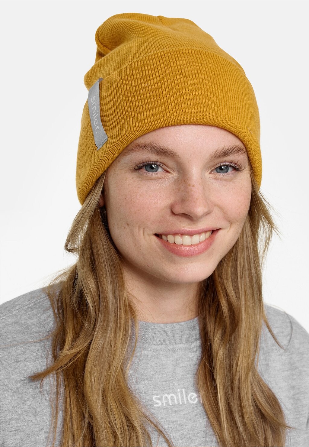 

Шапка smiler.