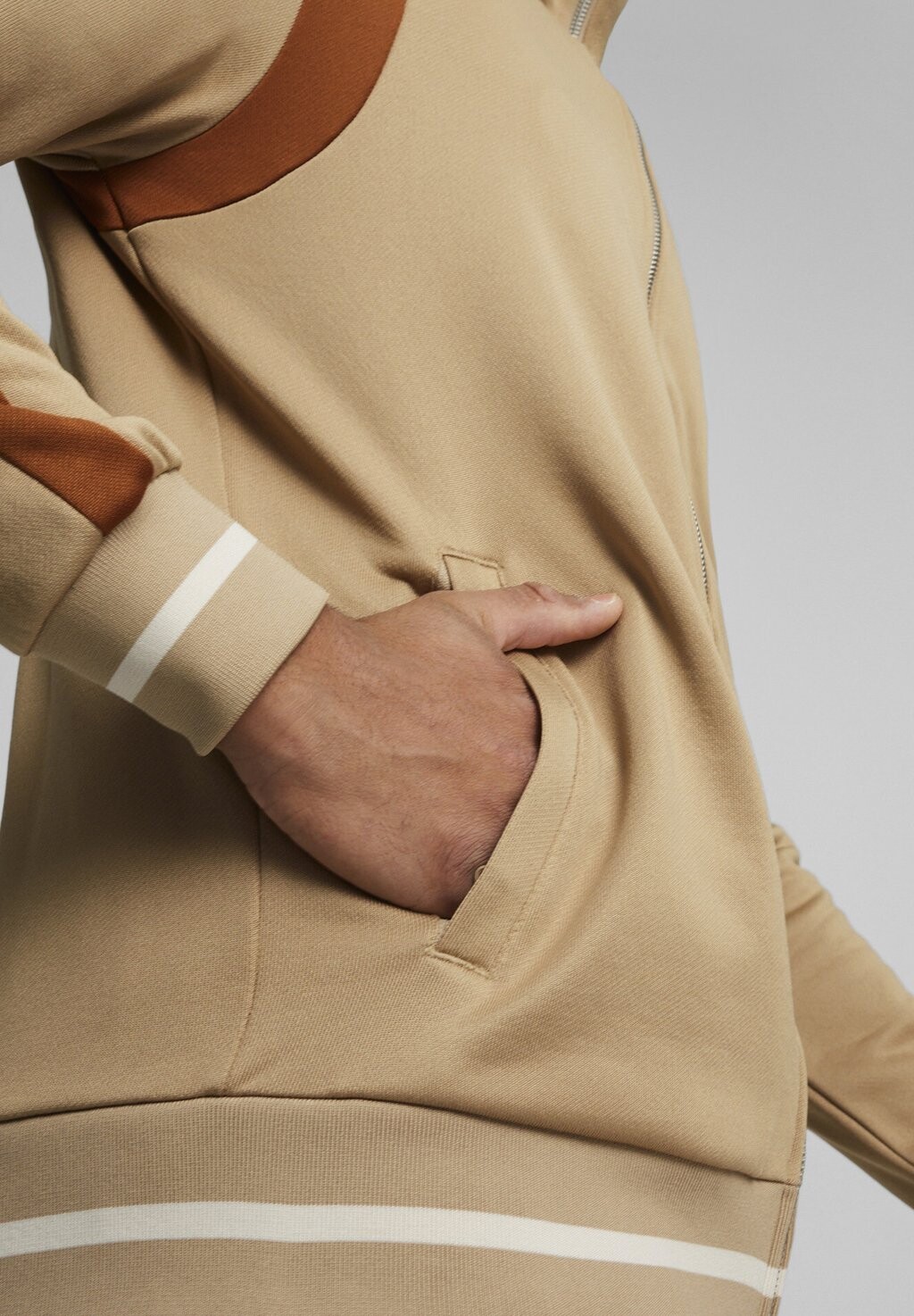 

Спортивная куртка Puma, цвет prairie tan