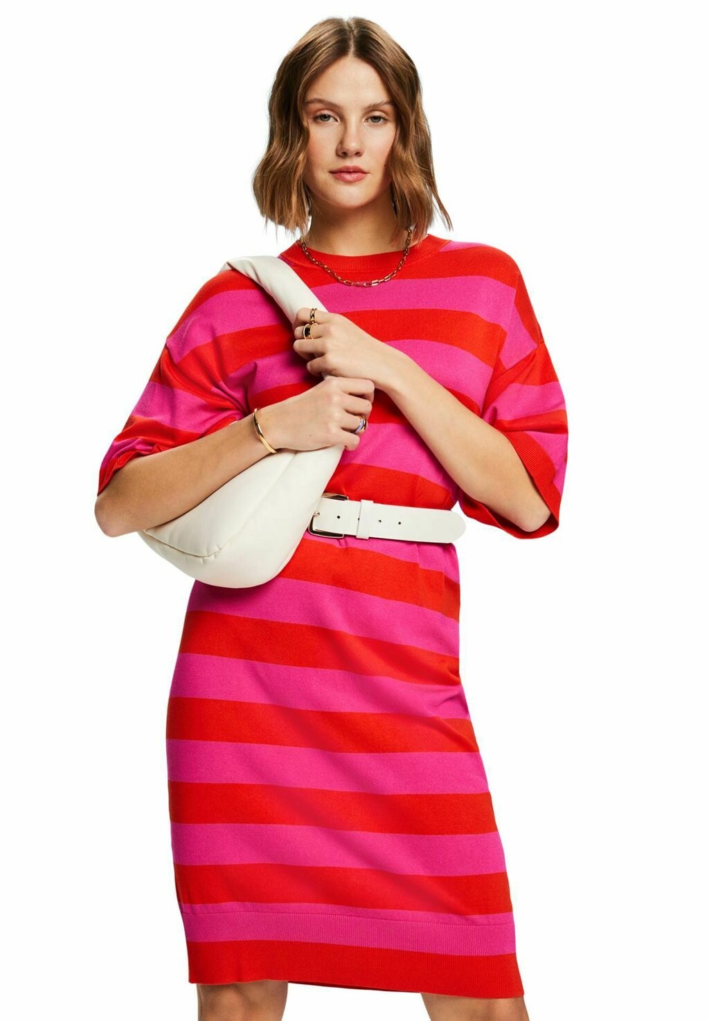 

Трикотажное платье BASIC Esprit, цвет red 2
