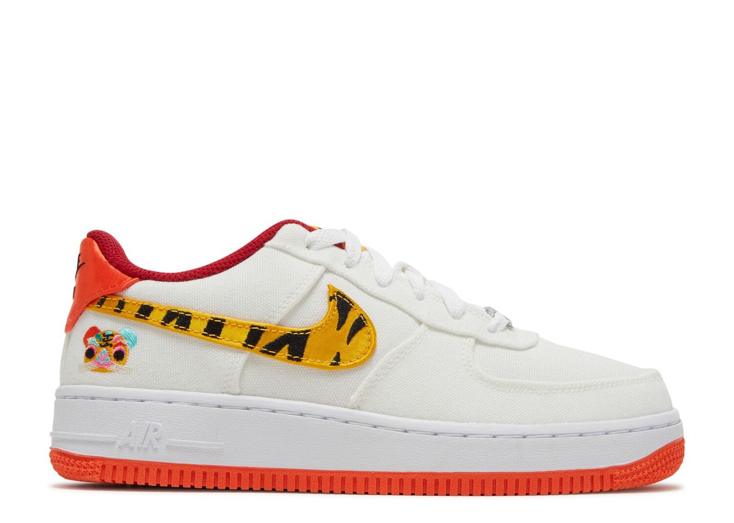 Кроссовки Nike Air Force 1 '07 Lv8 Gs 'Year Of The Tiger', белый кроссовки nike wmns air force 1 07 se first use university gold gum золотой