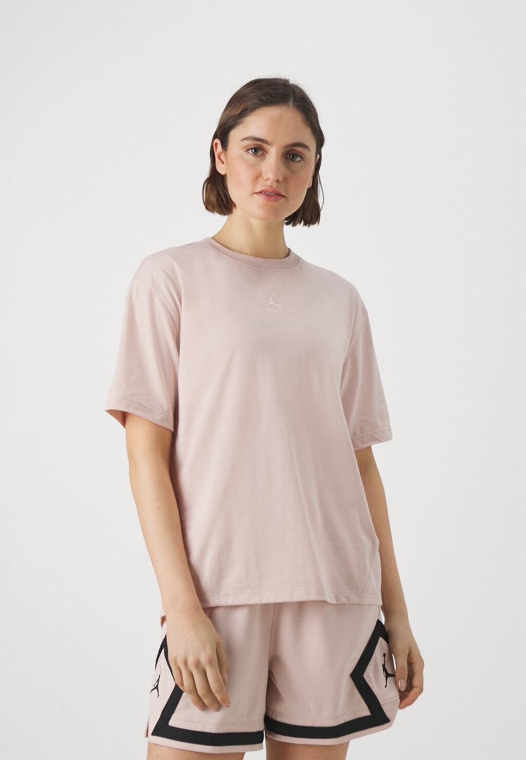 

Спортивная футболка DIAMOND Jordan, цвет particle beige