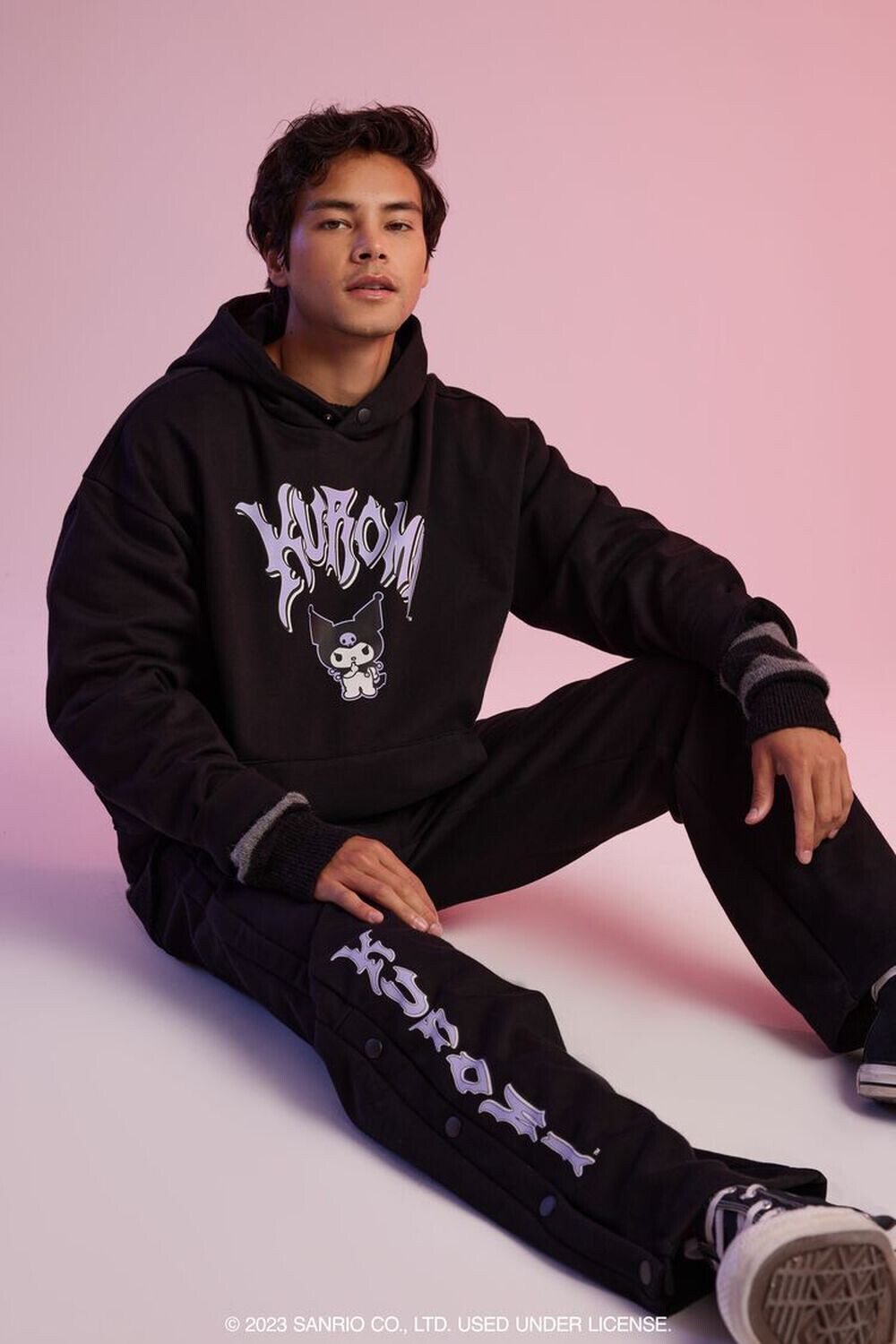 

Толстовка Kuromi с графическим рисунком Forever 21, черный