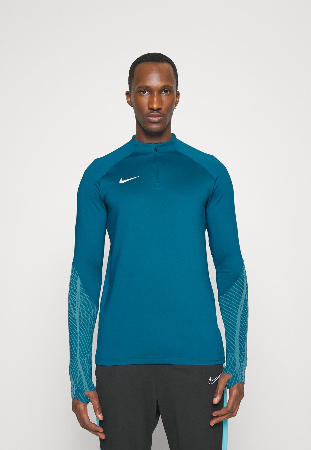 

Рубашка с длинным рукавом Nike