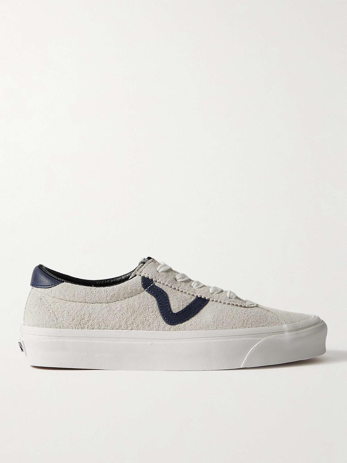 

Замшевые кроссовки UA Anaheim Factory Style 73 DX с кожаной отделкой VANS, белый