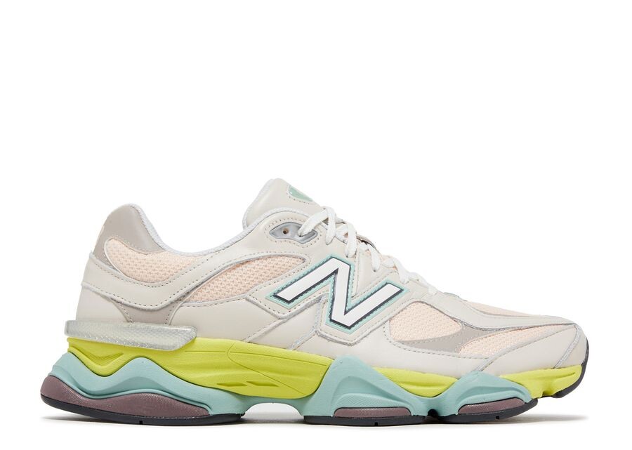 

Кроссовки New Balance 9060 'Moonbeam Vintage Rose', кремовый