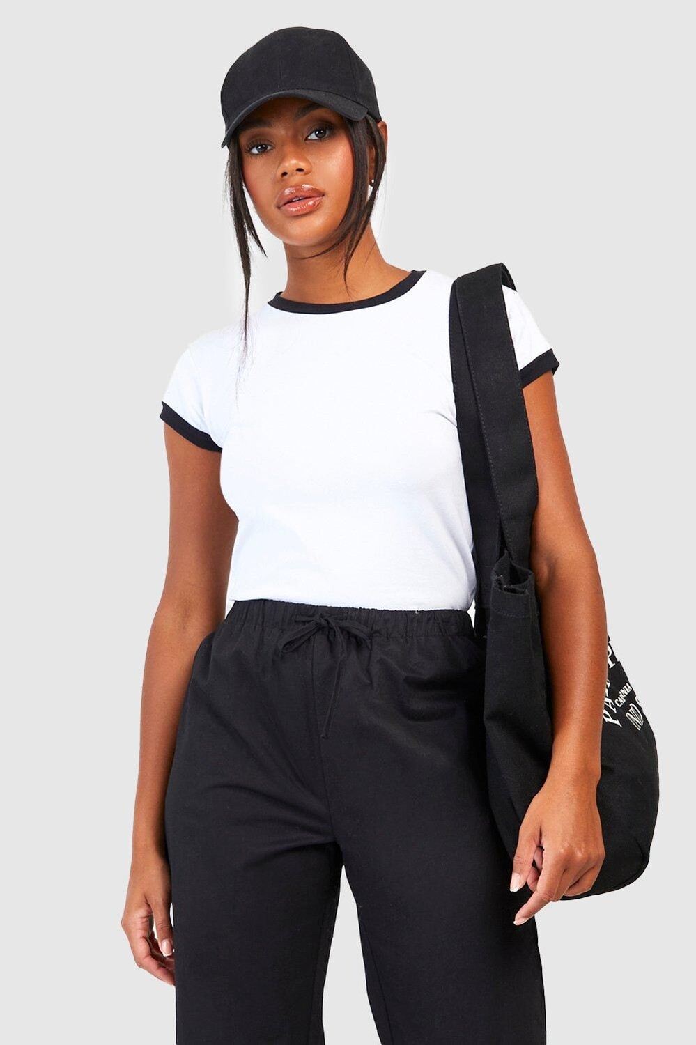 

Приглашенная футболка ringer edge Boohoo, белый