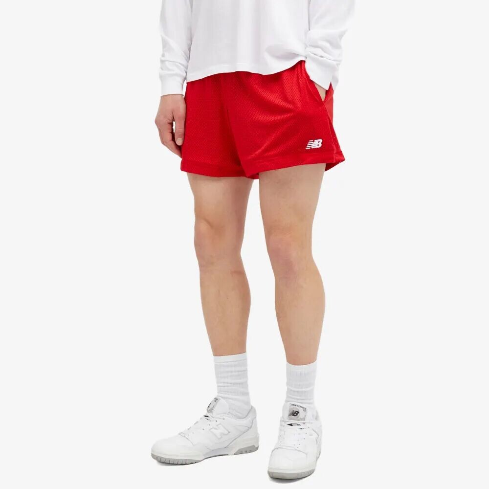 

New Balance Короткие сетчатые шорты, красный