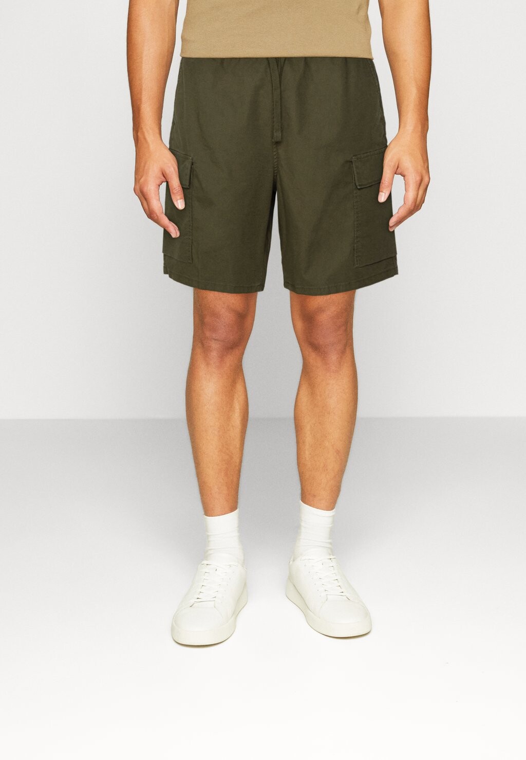 

Шорты Surplus Levi's, цвет olive night