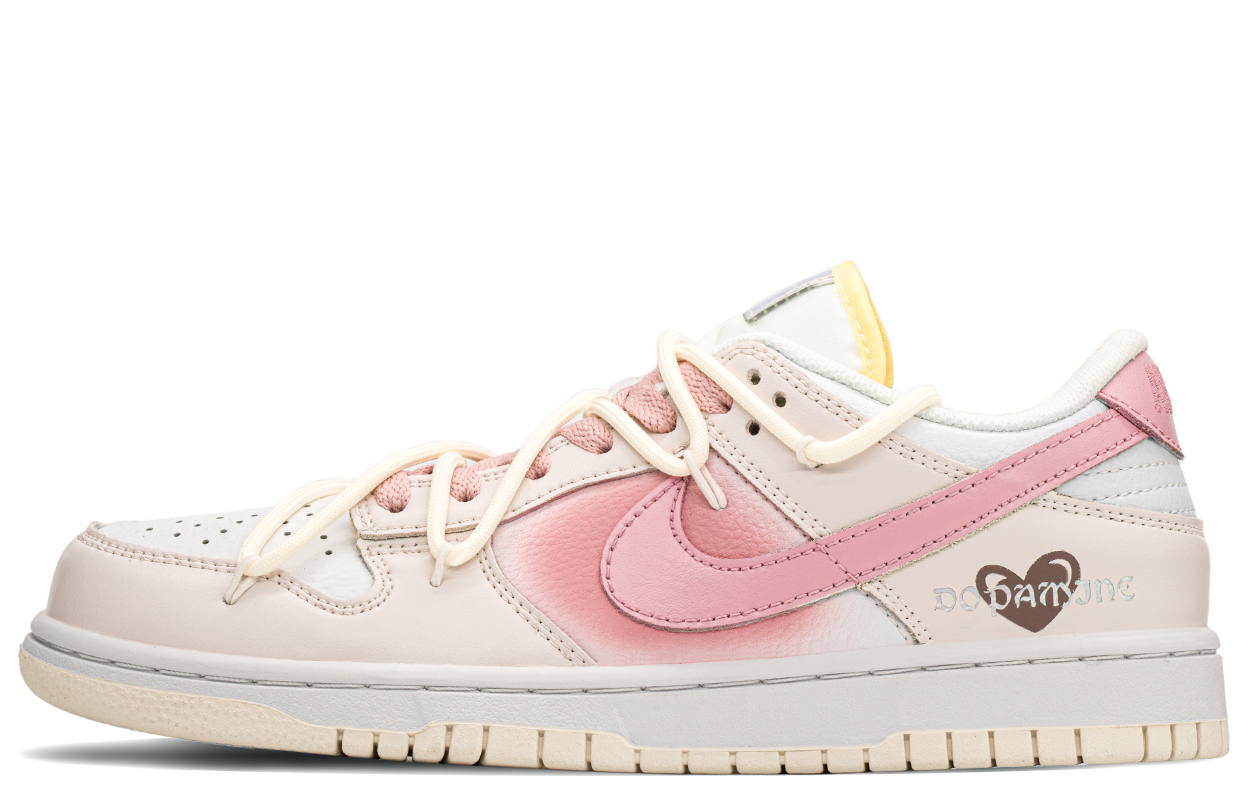 

Кроссовки Nike Dunk Skateboarding Shoes Women's Low-top Beige/Pink, белый/фиолетовый